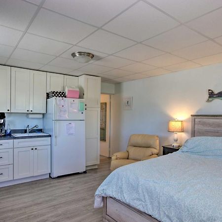 Atlantic Beach Studio With Community Pool! Exterior photo