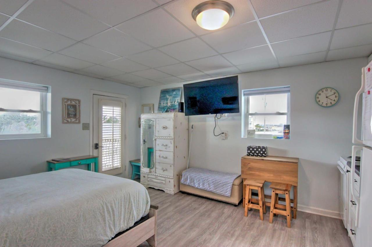 Atlantic Beach Studio With Community Pool! Exterior photo